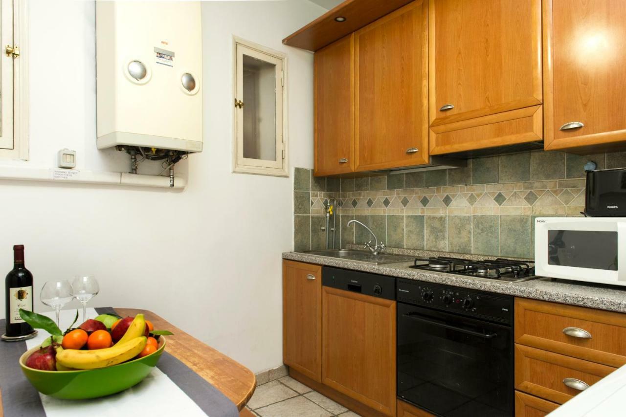 Gregoriana House - Appartamento Con Vista Su Roma, Rome